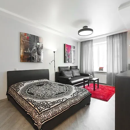 Apartment Swedish Studio At Myasnikova Minsk